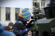 Эстония отметила День независимости парадом Сил обороны  и торжественными мероприятиями