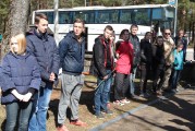 Нарвская улица, по городу идет…