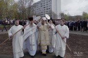 Преосвященный Лазарь возглавил Крестный ход к новому православному храму_72