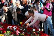 Военное кладбище в Таллине 9 мая 2018