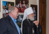 Митрополит Таллинский и всея Эстонии Евгений посетил фотовыставку «Мир вокруг нас. Моя Эстония»