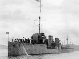 Памятник погибшим морякам с эсминца «Карл Маркс» и «МО-410» в Локса (1)