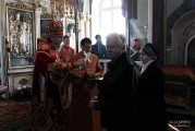 Божественная литургия в храме святителя Николая Чудотворца в Муствеэ