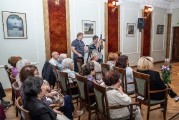 В Эстонии с успехом проходят презентации биографической книги Лилиан Малкиной и Павла Макарова «Артистка-хулиганка»