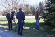 Союз неграждан Эстонии передал памятную плиту с места гибели Евгения Никонова на родину героя_90