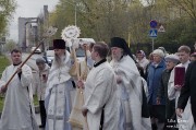 Преосвященный Лазарь возглавил Крестный ход к новому православному храму_44